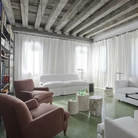 Sleeps 12 Pool Air Con Wifi *