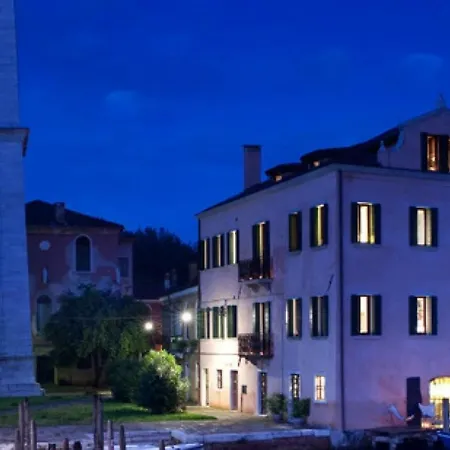 Sleeps 12 Pool Air Con Wifi *